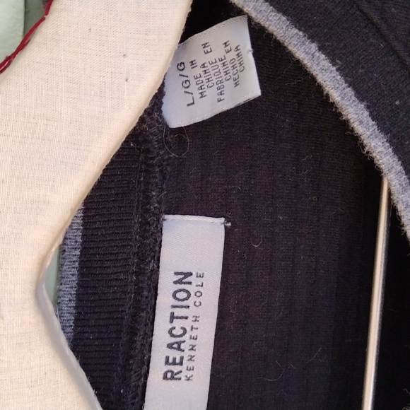 Men's Reaction Kenneth Cole Large black ribbed long sleeved shirt - Picture 4 of 10